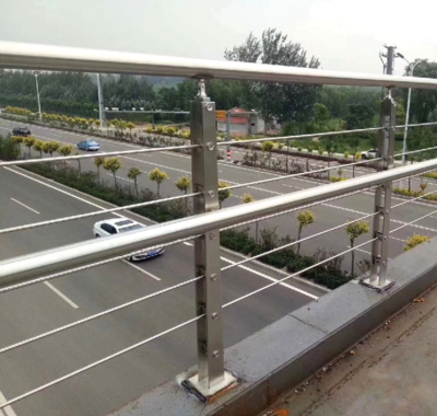 不銹鋼護(hù)欄